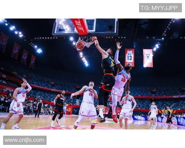 明星篮球对决明星赛场激情碰撞谁能赢得最后的荣耀